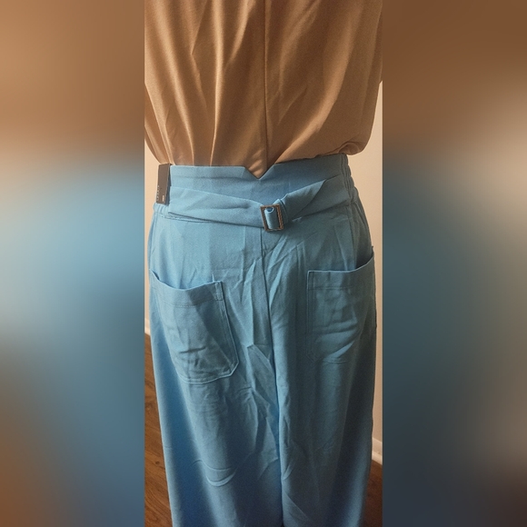 High-Waisted Long Pants - Picture 6 of 7